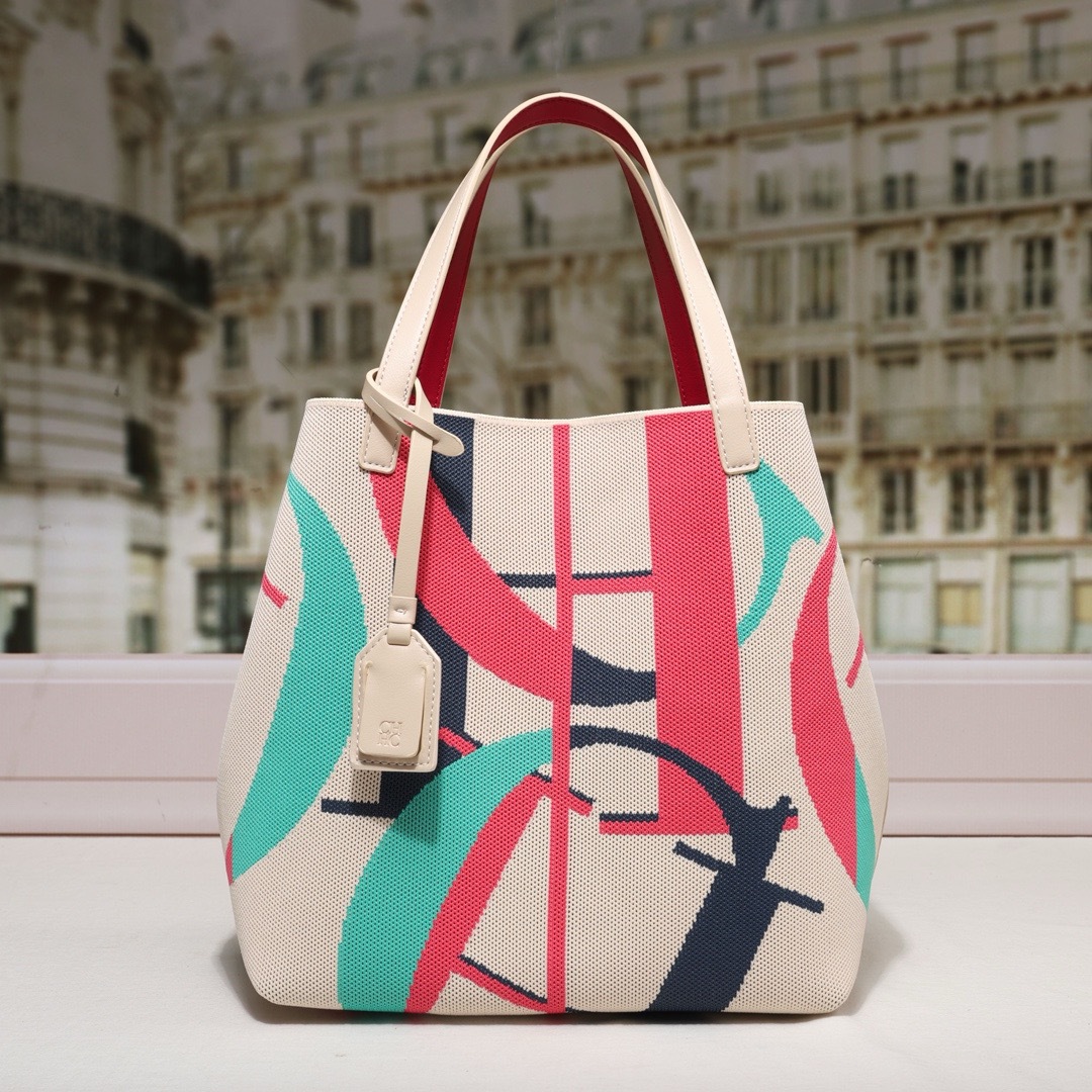 Women Bags With Laptop Compartment - NUEVO Bolso Tote con Estampado de