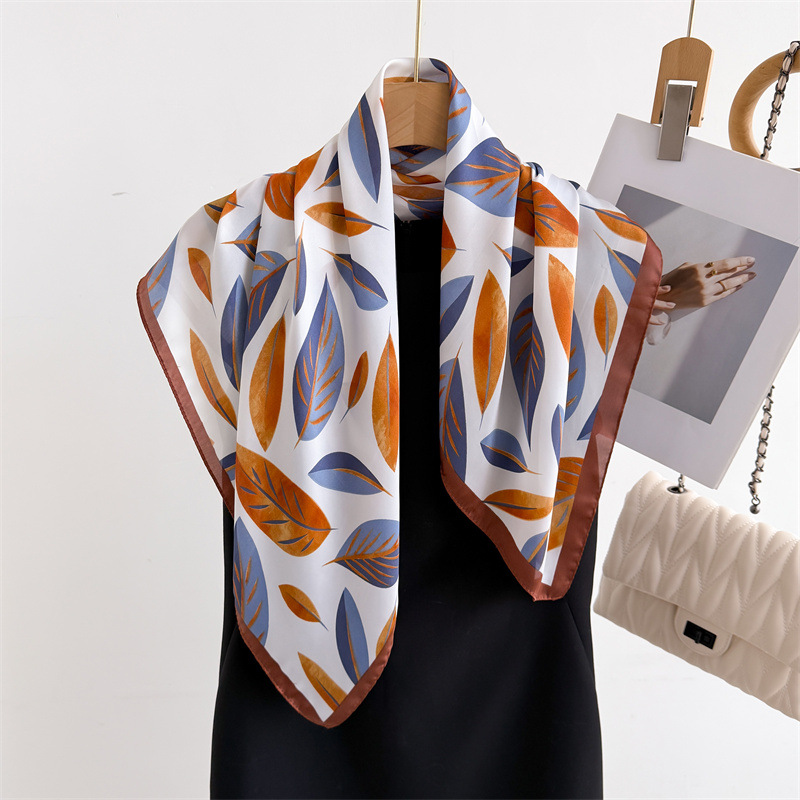 Bufandas cuadradas con estampa - Women Bags Branded reseña y precio